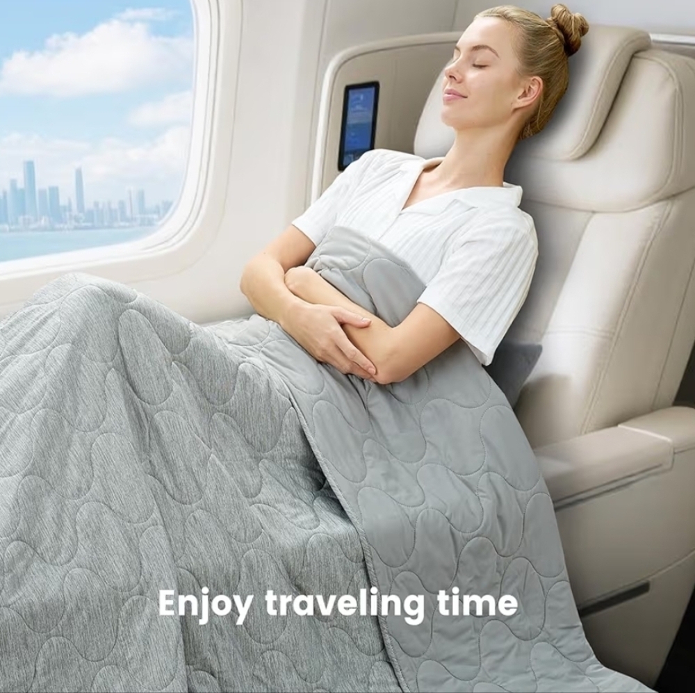 NIB Snuggle Sac Cooling Blanket Twin Cooling Comforter Duvet Q-Max 0.4